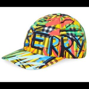 Burberry Graffiti Cap M/L